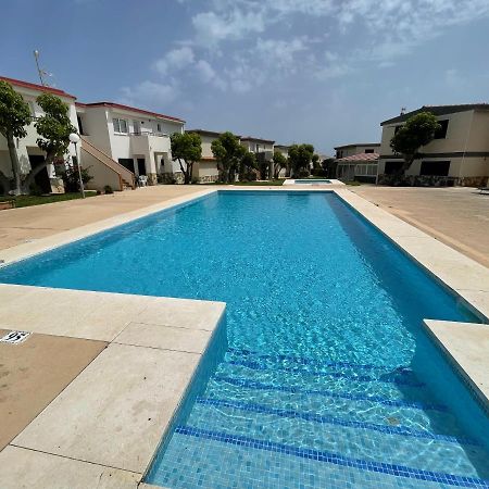 Forcat Apartamento Bajo Con Jardin Y Piscina Ciutadella  Bagian luar foto