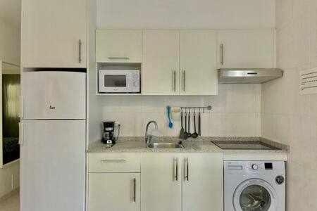 Forcat Apartamento Bajo Con Jardin Y Piscina Ciutadella  Bagian luar foto