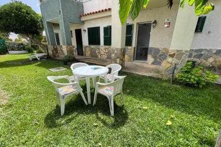 Forcat Apartamento Bajo Con Jardin Y Piscina Ciutadella  Bagian luar foto